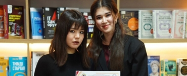 Student Triumphs in Citywide “Master of Foreign Language” Competition